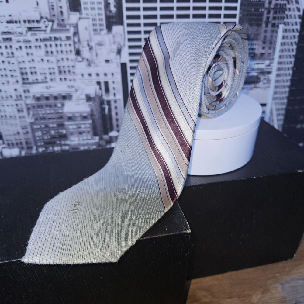 Source-unknown Men's multi Accessory